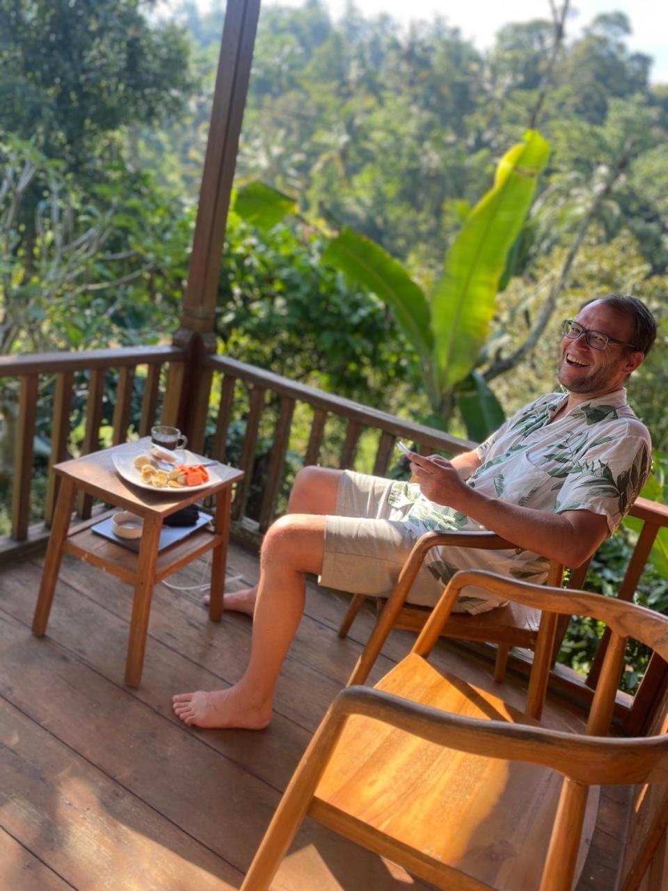 Uma D'Nyuh Homestay Singaraja Exteriör bild