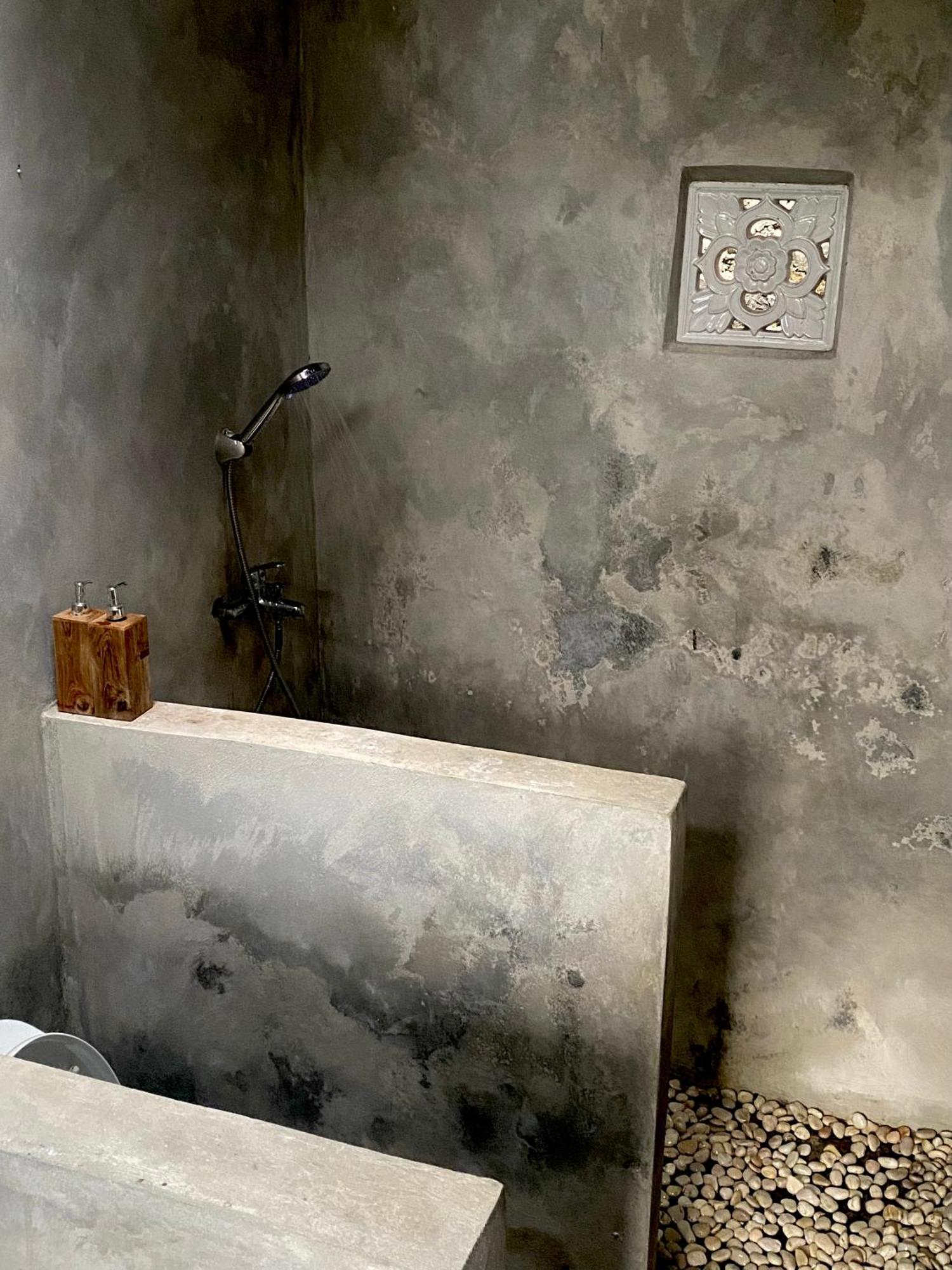 Uma D'Nyuh Homestay Singaraja Exteriör bild